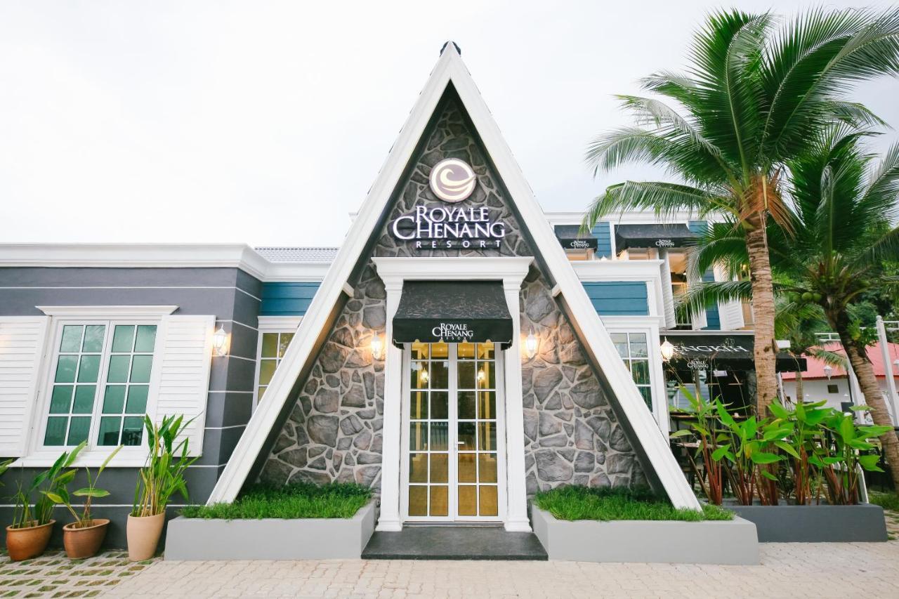 Royale Chenang Resort Pantai Cenang  Exterior photo