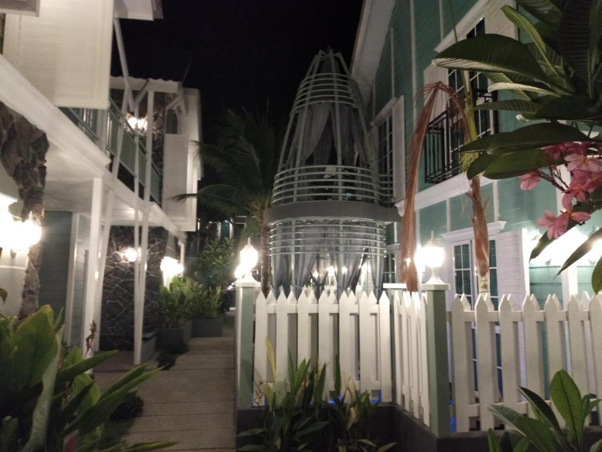 Royale Chenang Resort Pantai Cenang  Exterior photo