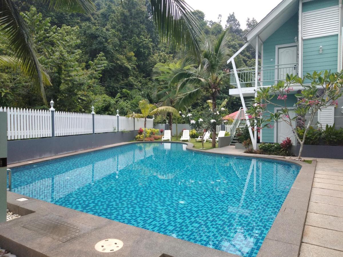 Royale Chenang Resort Pantai Cenang  Exterior photo