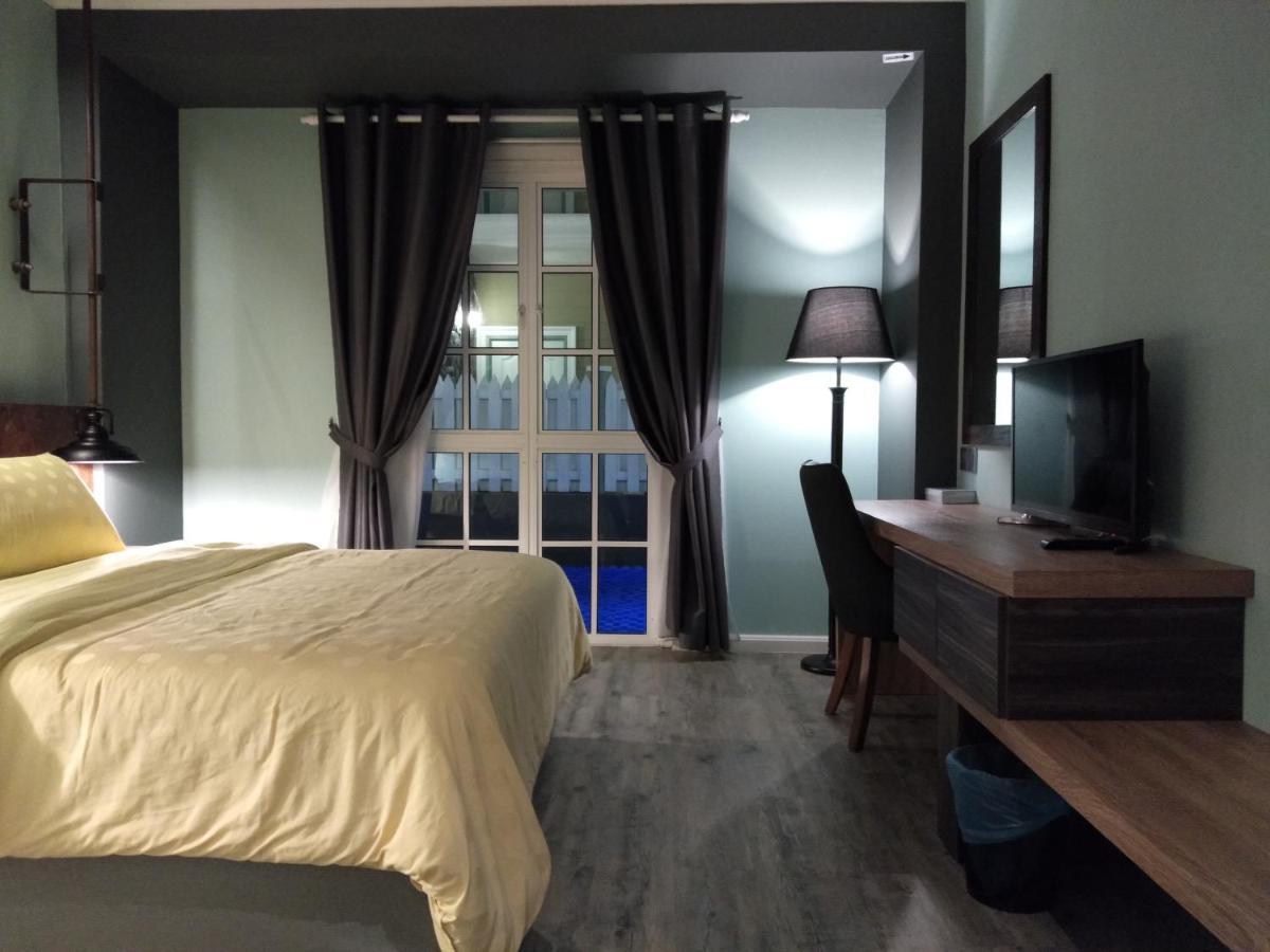 Royale Chenang Resort Pantai Cenang  Exterior photo